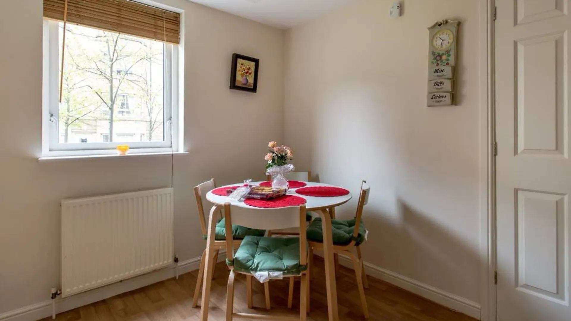 2 Bedroom Apartment Near City Centre Edimburgo 0*,