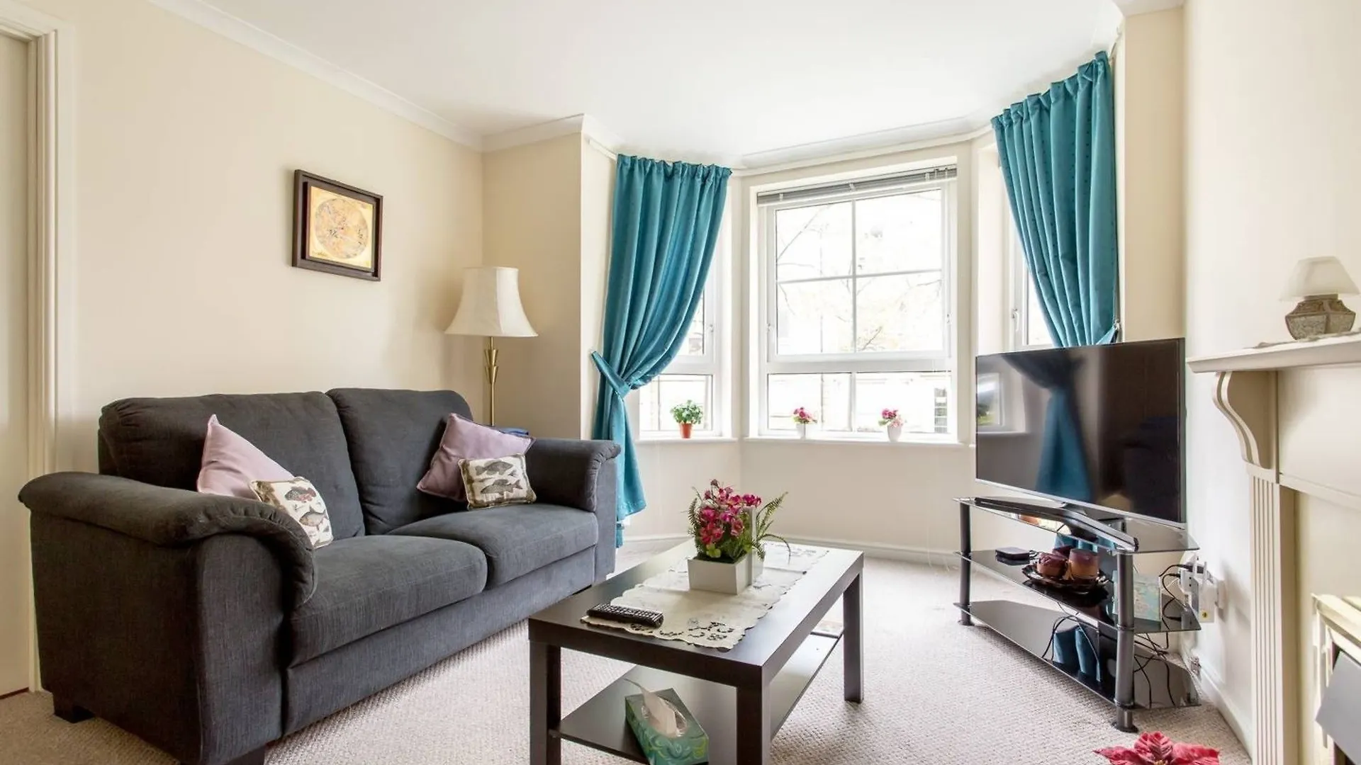 2 Bedroom Apartment Near City Centre Edimburgo Regno Unito